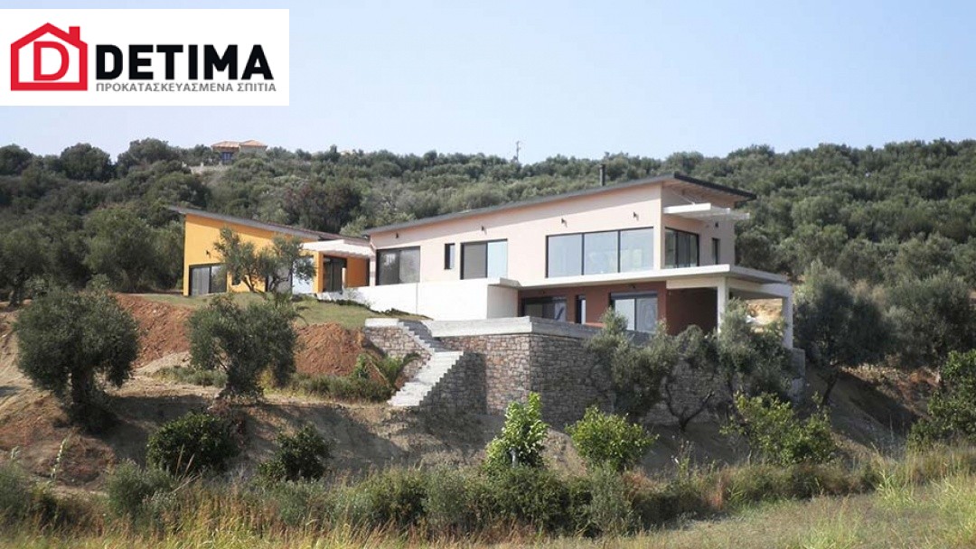 Διώροφη Κατοικία D-351, συνολικής επιφάνειας 351,80 τ.μ.