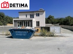 Μαθηκολώνη - Ισόγεια κατοικία με σοφίτα