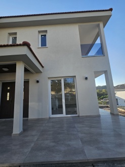 Μοναγρούλλι